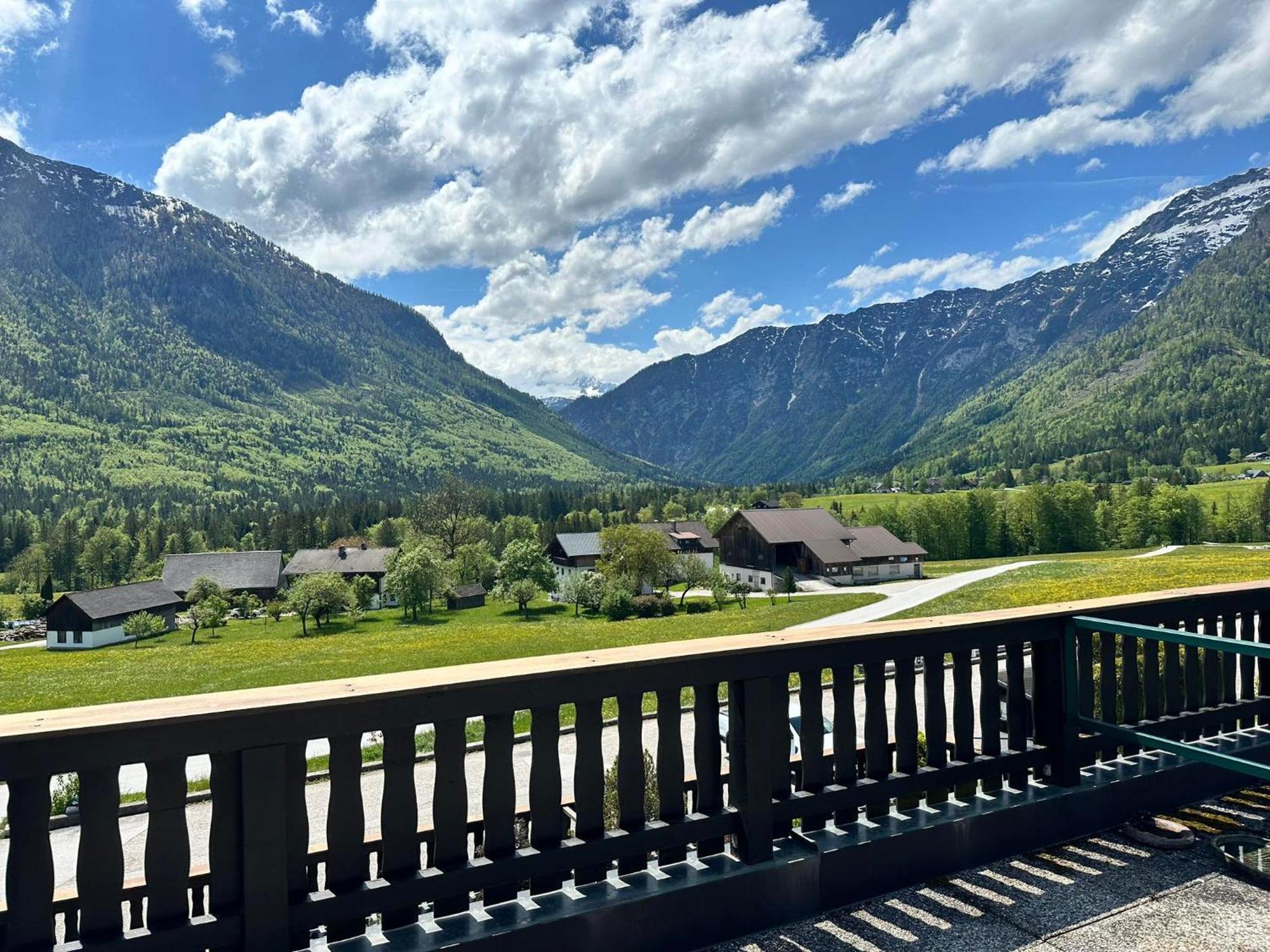 Das Alpenzeit Appartement Mit Just Private Terrasse (Adults Only) Bad Aussee Kültér fotó