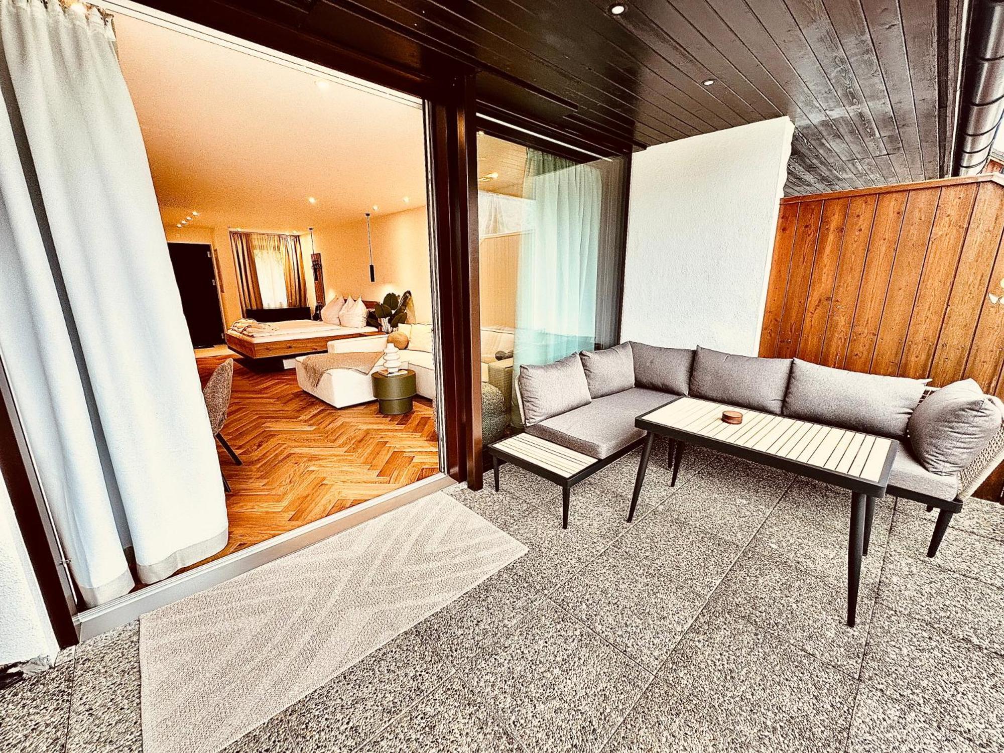 Das Alpenzeit Appartement Mit Just Private Terrasse (Adults Only) Bad Aussee Kültér fotó