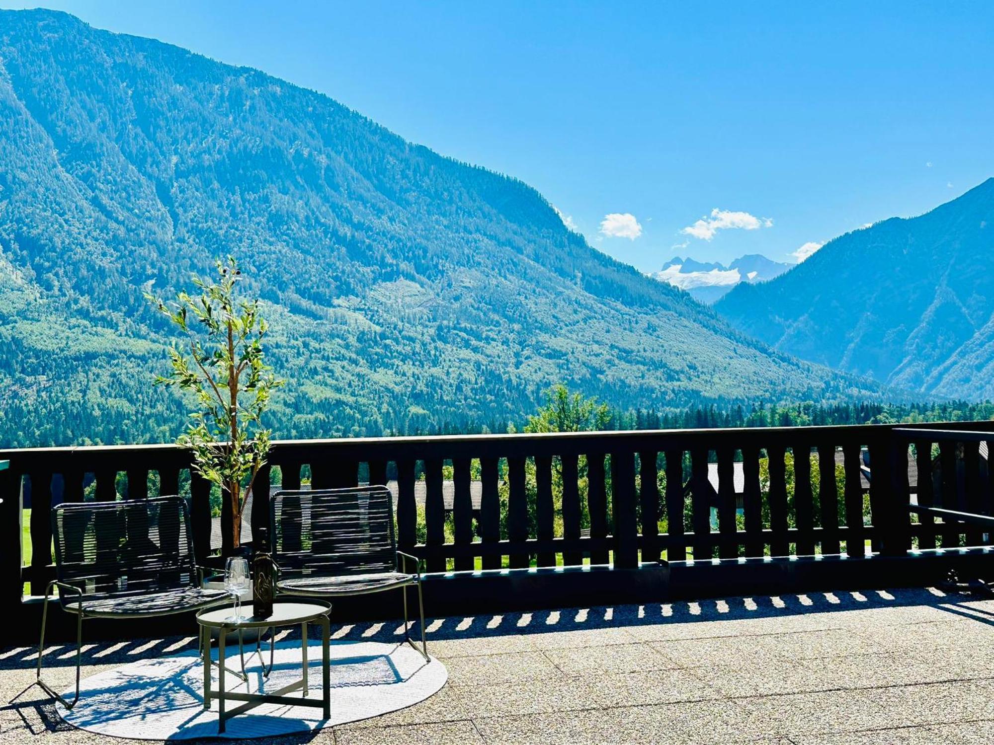 Das Alpenzeit Appartement Mit Just Private Terrasse (Adults Only) Bad Aussee Kültér fotó