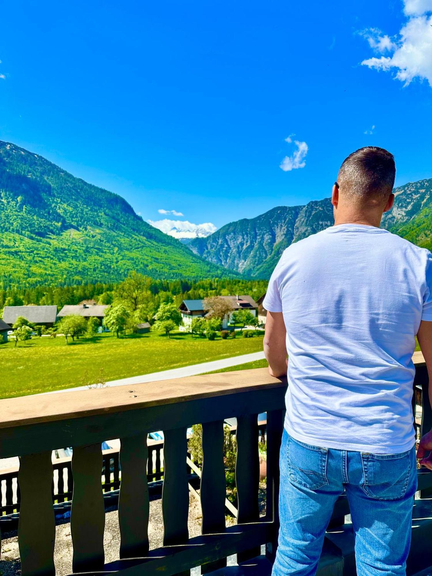 Das Alpenzeit Appartement Mit Just Private Terrasse (Adults Only) Bad Aussee Kültér fotó